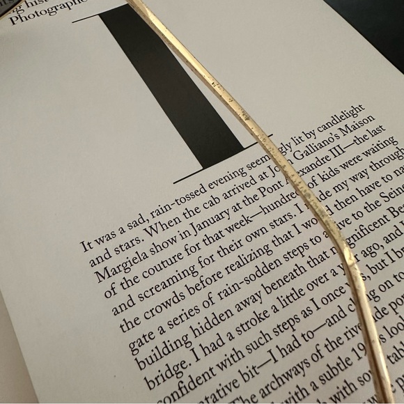 Vintage Skinny Rectangle Sunglasses in Gold - Picture 7 of 7